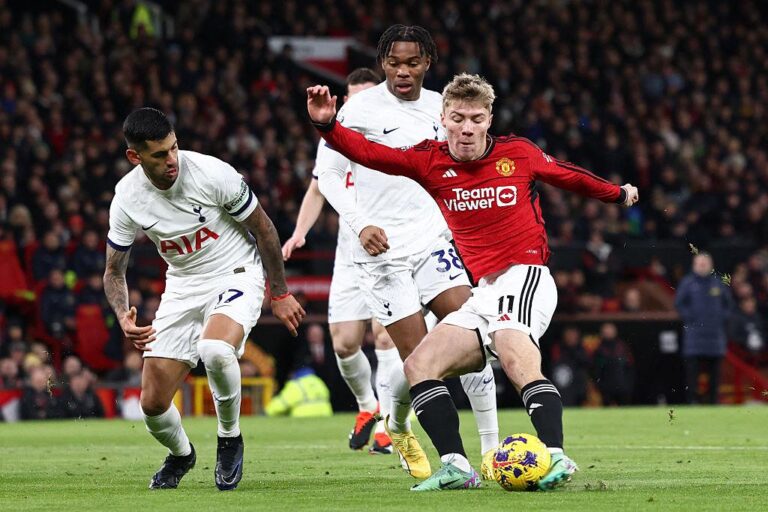 Man United vs Tottenham Preview: Team News, Predicted Lineups and Match Prediction